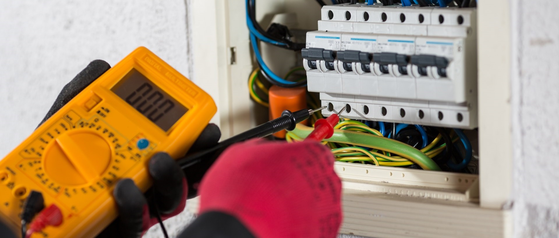 Electricians WD4